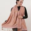 SF1135 Pink – Retro Pattern Scarf With Tassels