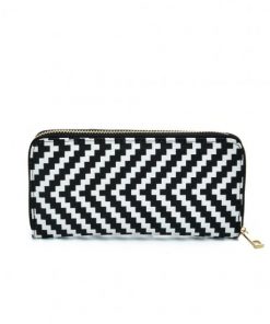 VK2123 WHITE – Shell Set Bag With Simple Geometric Pattern Design